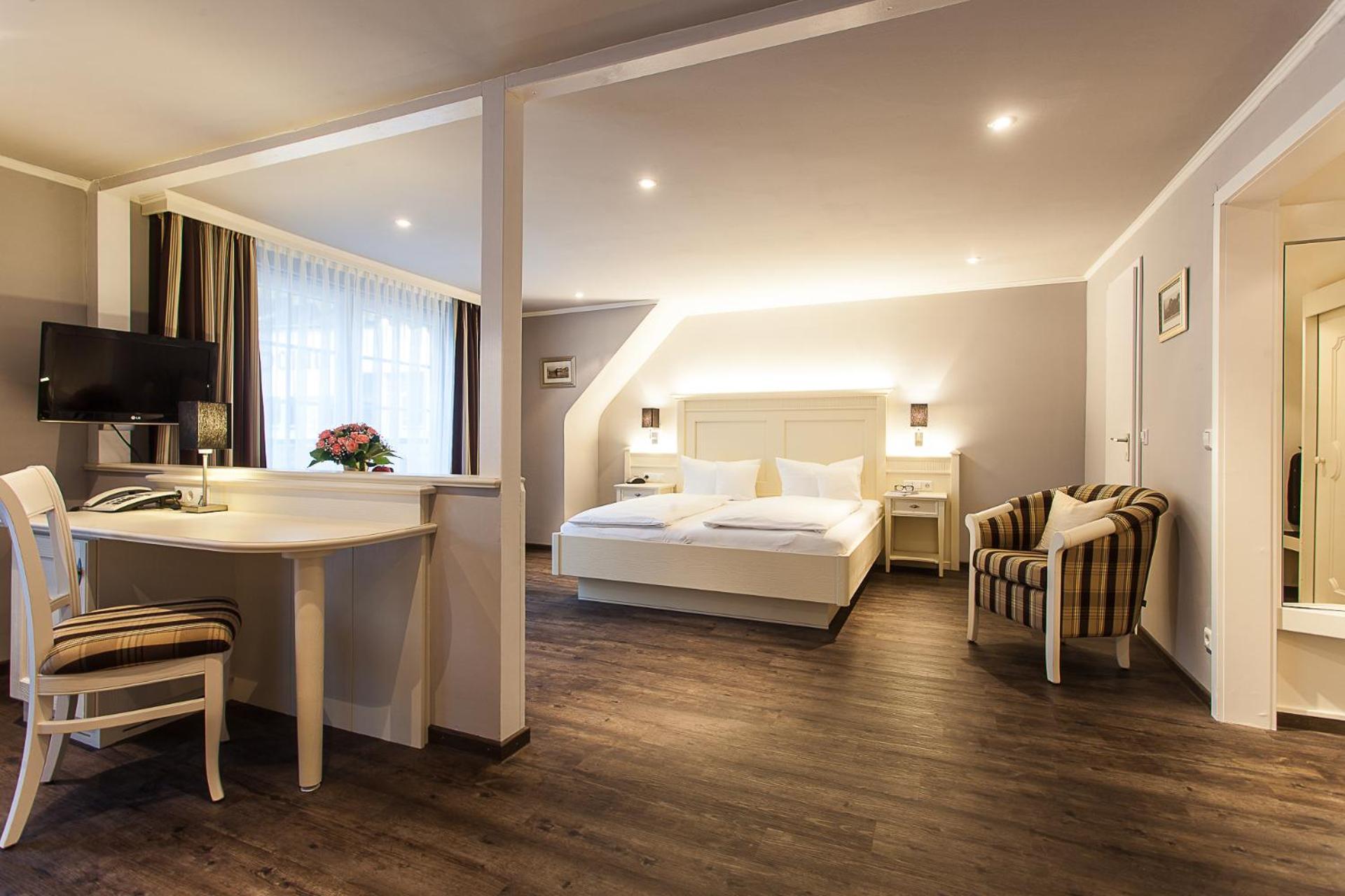 Romantik Hotel Zur Sonne Badenweiler Ngoại thất bức ảnh